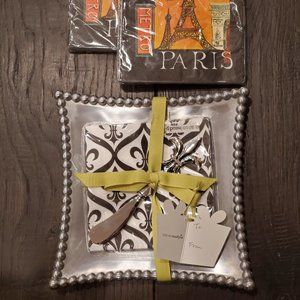 Fleur de lis Spreader & Tray gift set w/napkins